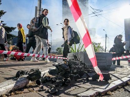 أجزاء من طائرة مسيرة بعد هجوم في كييف - أوكرانيا - 17 أكتوبر 2022 - REUTERS
