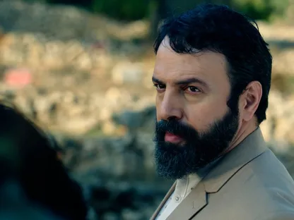 "مولانا".. عن أسئلة الوهم والسلاح