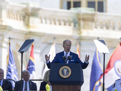 الرئيس جو بايدن يلقي كلمة في حديقة الكابيتول - واشنطن - 15 مايو 2022  - AFP