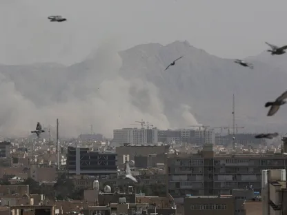 ضربة خاطفة.. كيف خططت إسرائيل والولايات المتحدة للهجوم على إيران؟