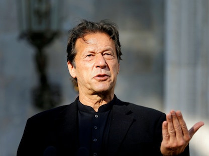 رئيس الوزراء الباكستاني عمران خان - REUTERS