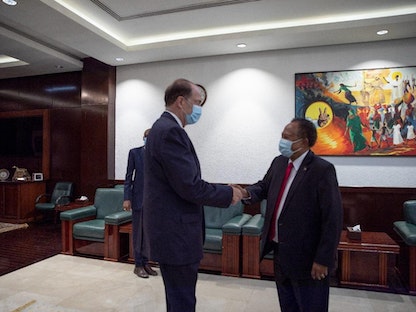 رئيس مجموعة البنك الدولي ديفيد مالباس خلال مباحثات مع رئيس الوزراء السوداني عبد الله حمدوك. 30 سبتمبر 2021. - سونا