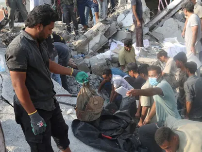 مع استمرار التحقيقات الأميركية.. ترمب يتمسك بـ"اتهام إيران" في قصف مدرسة البنات