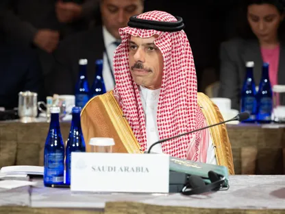 وزير الخارجية السعودي يصل ألمانيا لترؤس وفد المملكة في مؤتمر ميونيخ للأمن