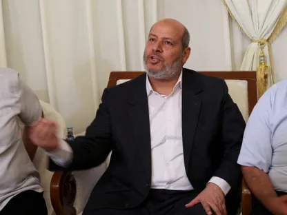 الحية يبقي على المناصب العليا في "حماس".. ومشاورات لاختيار رئيس الوفد المفاوض