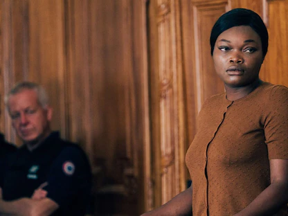 الممثلة جوسلاجي مالاندا في مشهد من فيلم Saint Omer الذي اختارته فرنسا لتمثيلها في جوائز أوسكار - cnc.fr/cinema