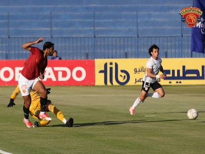 أحمد ياسر ريان مهاجم سيراميكا كليوباترا لحظة تسجيله هدفاً في مرمى الجونة  - facebook/ceramicaclub