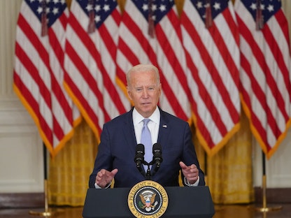 الرئيس الأميركي جو بايدن خلال كلمة بشأن الوضع في أفغانستان من البيت الأبيض، واشنطن، 16 أغسطس 2021 - AFP