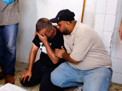 وسط ترقب لوقف الهجمات.. ضحايا ومصابون في غارات إسرائيلية على غزة