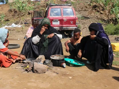 تصعيد عسكري في اليمن.. ونحو ربع مليون نازح جراء المواجهات