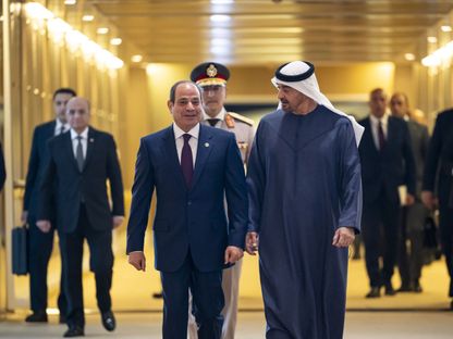 السيسي يستقبل الرئيس الإماراتي في "زيارة أخوية" إلى مصر