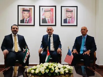 المبعوث الأميركي يبحث في الأردن تطورات وقف إطلاق النار بالسويداء