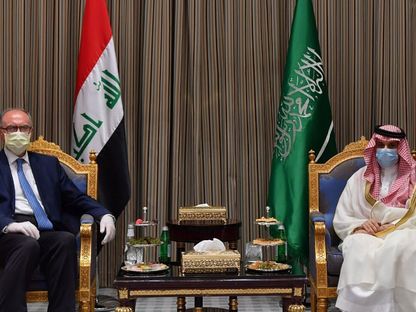 وزير الخارجية السعودي أثناء لقاءه علاوي اليوم السبت - وكالة الأنباء السعودية