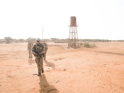 جنود بريطانيون تابعون لبعثة الأمم المتحدة المتكاملة متعددة الأبعاد لتحقيق الاستقرار في مالي (مينوسما) قرب ميناكا، مالي في 28 أكتوبر 2021. - AFP