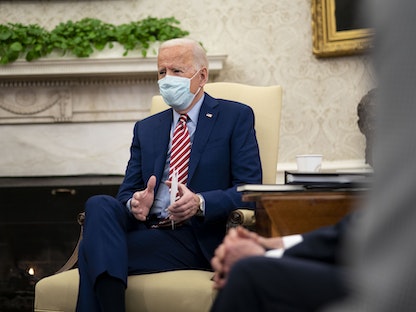 الرئيس الأميركي جو بايدن في المكتب البيضاوي بالبيت الأبيض - AFP