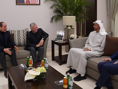 العاهل الأردني الملك عبد الله الثاني يستضيف الرئيس المصري عبد الفتاح السيسي وولي عهد أبوظبي الشيخ محمد بن زايد ورئيس الوزراء العراقي مصطفى الكاظمي في العقبة - 25 مارس 2022 - الديوان الملكي الأردني