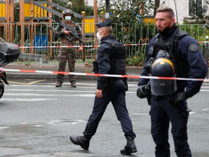 عناصر من قوات الأمن الفرنسية في العاصمة باريس- 25 سبتمبر 2020. - AFP