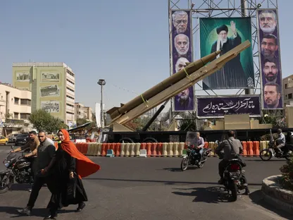 طهران "جريحة لكنها خطرة".. سيناريوهات رد إيران على الهجوم الأميركي المحتمل