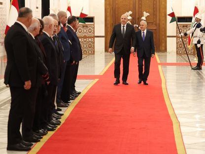 الرئيسان العراقي عبد اللطيف رشيد واللبناني جوزاف عون في القصر الرئاسي بالعاصمة العراقية بغداد. 1 يونيو 2025 - @LBpresidency