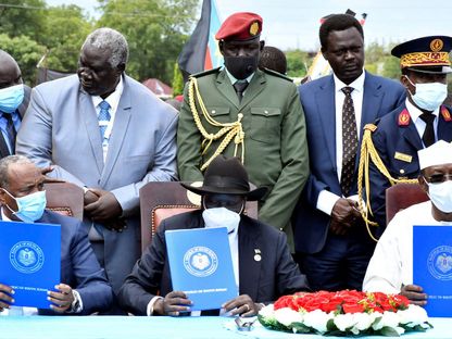 أثناء توقيع اتفاق السلام في جوبا بين الحكومة السودانية الانتقالية والحركات المسلحة. 3 أكتوبر - REUTERS