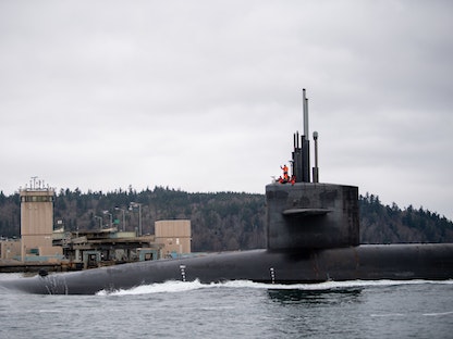 الغواصة النووية الأميركية USS Kentucky خلال عودتها إلى مينائها في ولاية واشنطن. 24 ديسمبر 2021 - twitter/USNavy
