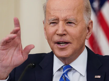 الرئيس الأميركي جو بايدن خلال لقائه مع الرؤساء التنفيذيين للشركات الأميركية الكبرى في البيت الأبيض في واشنطن - 26 يناير 2022 - REUTERS