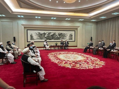 جانب من لقاء وفد حركة طالبان بوزير الخارجية الصيني في العاصمة بكين - 28 يوليو 2021 - Twitter /TOLOnews