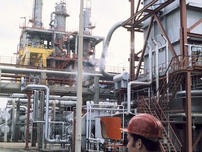 منشأة لإنتاج وتصدير الغاز في الجزائر  - Getty Images