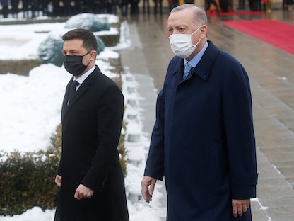الرئيس الأوكراني فولوديمير زيلينسكي يستقبل نظيره التركي رجب طيب أردوغان في كييف - أوكرانيا - 3 فبراير 2022 - REUTERS