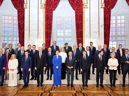 قمة أوروبا.. شكوك بشأن جدار المسيرات ولا تسريع لعضوية أوكرانيا بالتكتل