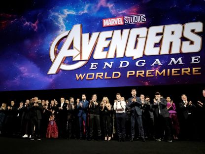 صورة غير مؤرخة لطاقم عمل فيلم Avengers: End game (المنتقمون: لعبة النهاية) على المسرح خلال العرض الأول للفيلم، لوس أنجلوس، الولايات المتحدة - marvel