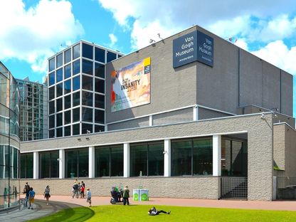 متحف فان جوخ في أمستردام - museum.nl