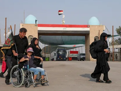 بعد غارة جوية.. العراق يعلن عودة حركة المسافرين عبر معبر الشلامجة