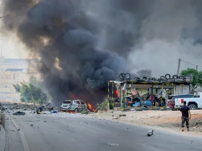 سوريا.. انفجار مخزن لجمع الأسلحة في إدلب يودي بحياة 14 شخصاً