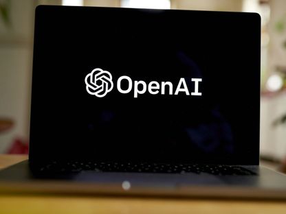 علامة شركة OpenAI التجارية مطورة نموذج الذكاء الاصطناعي التوليدي ChatGPT - Bloomberg