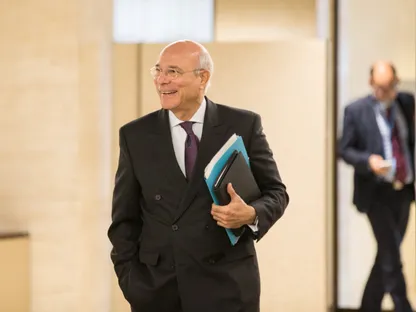 مصر.. السيسي يعين رمزي عز الدين رمزي مستشاراً سياسياً