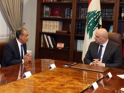 وزير الخارجية المصري من بيروت: اتصالات إقليمية ودولية لخفض التصعيد في المنطقة