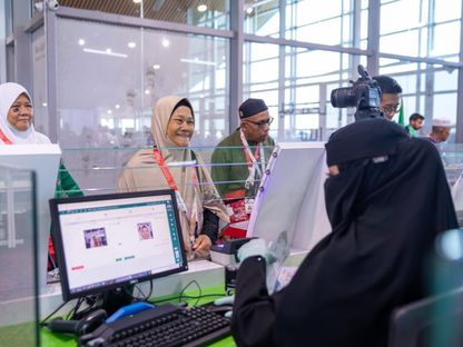 جانب من مبادرة طريق مكة في مطار كوالالمبور الدولي بماليزيا. 20 مايو 2025 - x/MakkahRoute