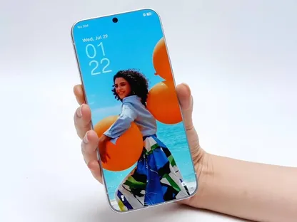 Bezelless.. هاتف تجريبي من "تكنو" بشاشة دون حواف