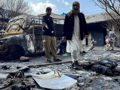 أفغانستان تعلن قصف عدة مواقع في باكستان.. وإسلام أباد: "نخوض مواجهة مفتوحة"