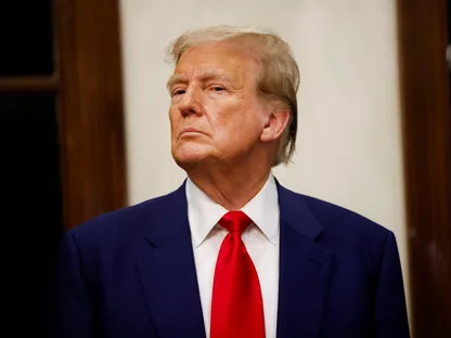 أميركا وإيران.. 6 عوامل تحسم قرار ترمب