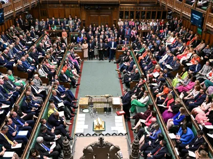 رئيس الوزراء البريطاني كير ستارمر يلقي كلمة أمام مجلس العموم في لندن. 24 يوليو 2024 - Reuters