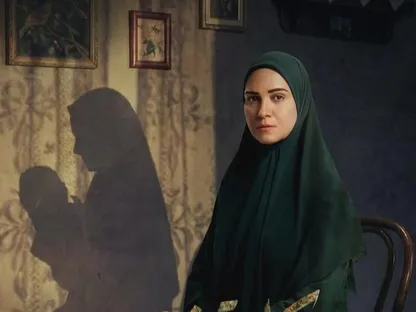 "حكاية نرجس".. محاكمة الأمومة القهرية