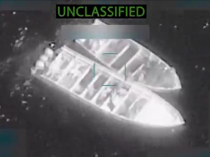 الولايات المتحدة تشن 3 ضربات على قوارب يشتبه في تهريبها للمخدرات