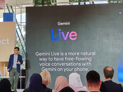 لقطة من إطلاق جوجل لمزايا جديدة لمنصتها الذكية جيميناي- Gemini خلال فعالية مؤتمرها AI Connect 2024 في متحف الاتحاد بدبي - Asharq