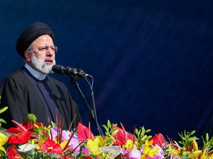 الرئيس الإيراني إبراهيم رئيسي يلقي خطاباً بالعاصمة طهران. 11 فبراير 2024 - REUTERS