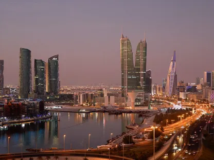 البحرين: إيران تقصف أهدافاً مدنية بشكل عشوائي وألحقت أضراراً بمحطة تحلية مياه