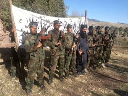 طالبان باكستان.. حركة وُلدت في الظلال وعاشت في الجبال