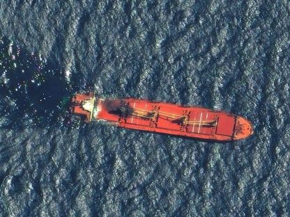 سفينة الشحن "روبيمار" التي تعرضت لهجوم شنه الحوثيون في البحر الأحمر. 01 مارس 2024 - Reuters