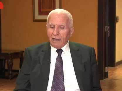 عزام الأحمد لـ"الشرق": سلاح المخيمات الفلسطينية يجب أن يبقى تحت سيطرة لبنان